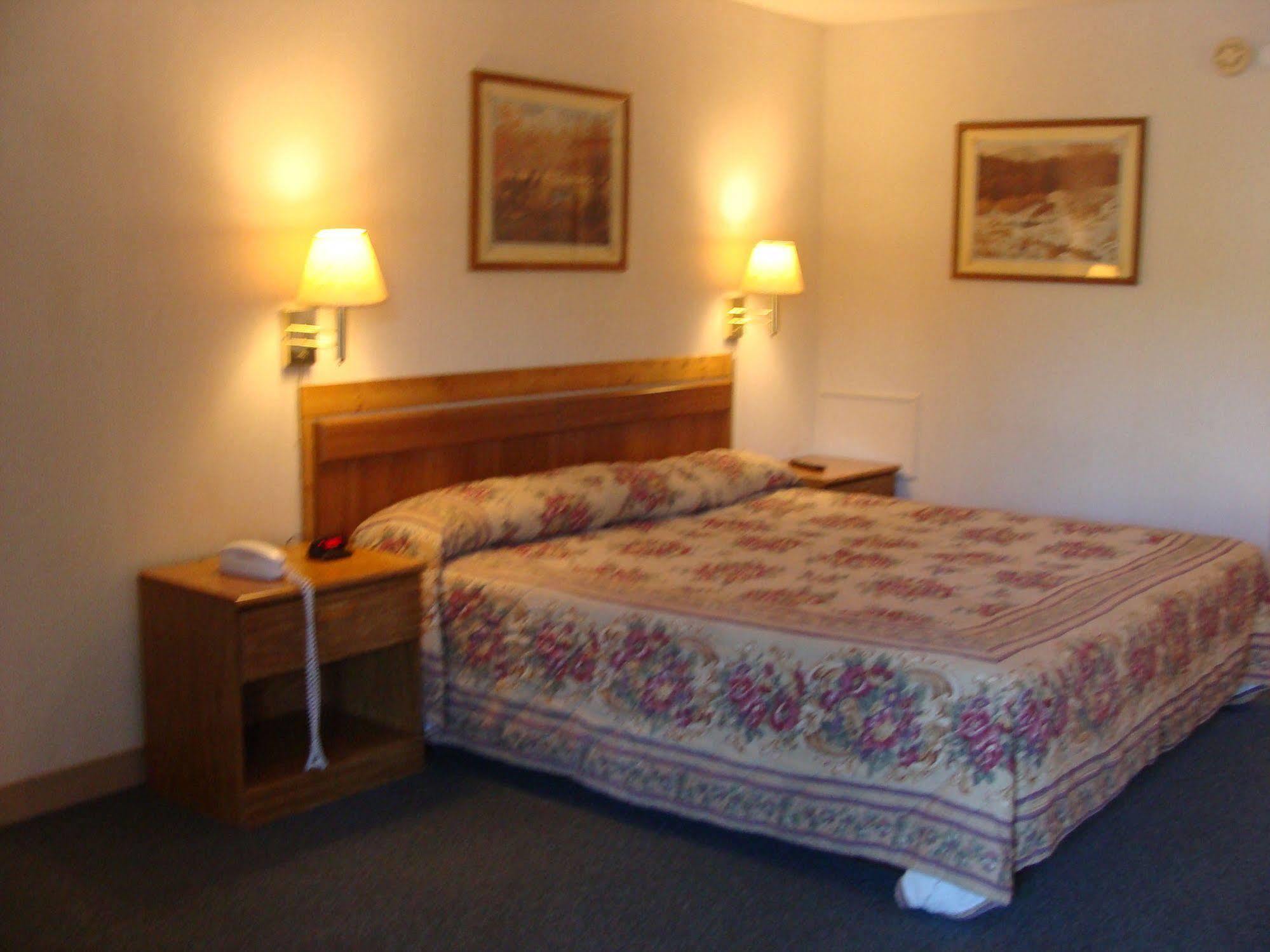 Chatuge Mountain Inn Elf Dış mekan fotoğraf